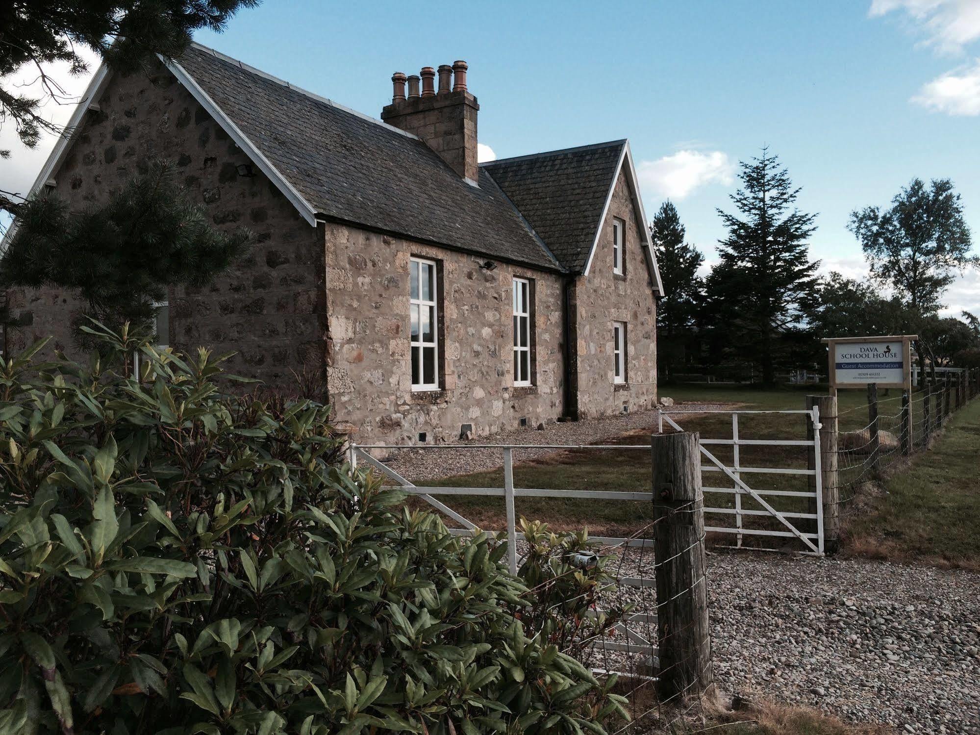 Bed and Breakfast Dava School House Grantown-on-Spey Exterior foto